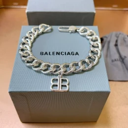 balenciaga bracelets s_12b0402